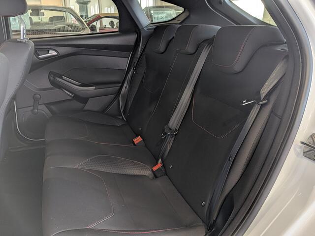 Ford FOCUS 1.0 ST-Line Airco, Cruise Control, Stuurbekrachtiging