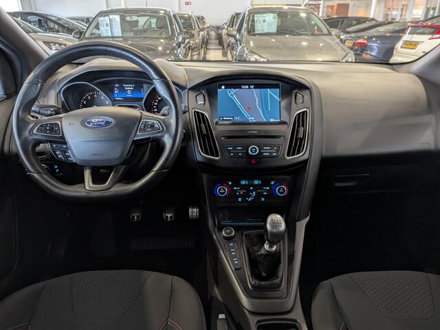 Ford FOCUS 1.0 ST-Line Airco, Cruise Control, Stuurbekrachtiging