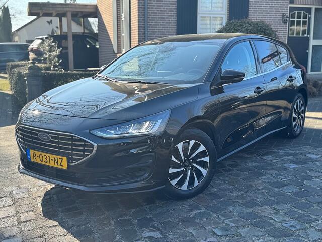 Ford FOCUS 1.0 125pk Hybrid Titanium Style ecc,pdc,navigatie,sportdop