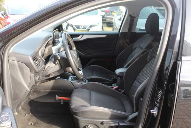 Ford FOCUS Wagon 1.0 EcoBoost Trend Edition Business//Stoel+Stuurverwarming//Camera!!