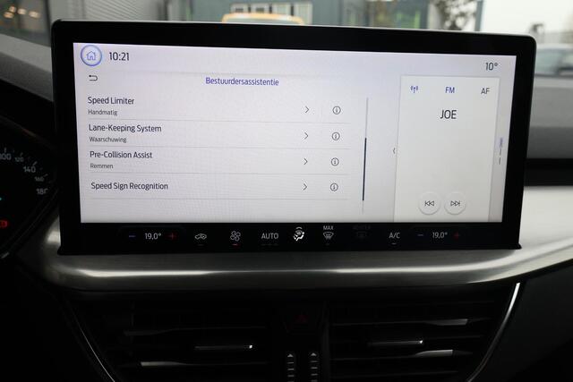 Ford FOCUS 1.0 Hybrid Titanium 1e Eigenaar | Volledig Onderh | NAP | BTW | Carplay | Navi | Cruise | Start/Stop | Full Led | PDC | Hill-Hold