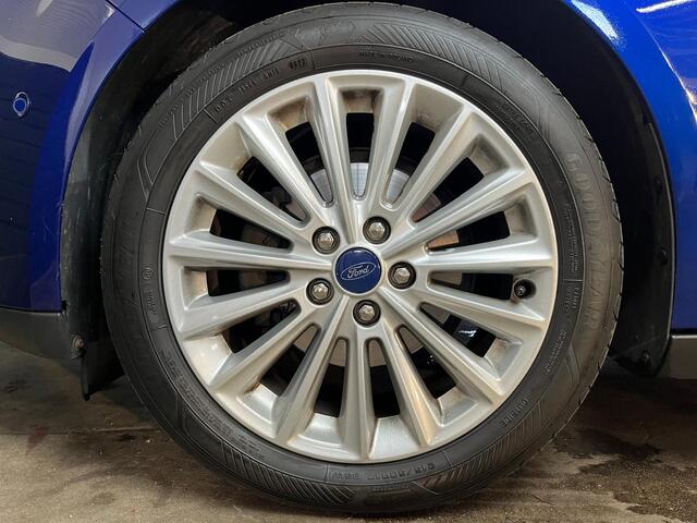 Ford FOCUS Wagon 1.0 Titanium + APPLE CARPLAY & ANDROID AUTO