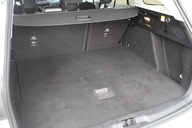 Ford FOCUS Wagon 1.0 EcoBoost Active X Business | Wegklapbare Trekhaak | Stoel + Stuurverwarming | Adaptive Cruise Control | Climate Control | Camera | BLIS |