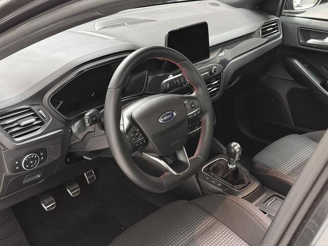 Ford FOCUS Wagon 1.0 EcoBoost ST Line Business - NL AUTO - PANORAMADAK - BANG & OLUFSEN - ADAPTIEVE CRUISE CONTROL - STUUR + STOEL VERWARMING - LED - DODEHOEK