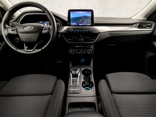 Ford FOCUS 1.0 EcoBoost Titanium Sport Automaat (APPLE CARPLAY, GROOT NAVI, CLIMATE, CAMERA, KEYLESS, SPORTSTOELEN, CRUISE, LM VELGEN, PARKEERSENSOREN, NIEUWSTAAT)