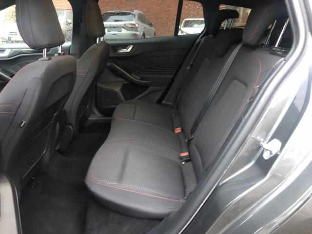 Ford FOCUS Wagon 1.5 EcoBoost ST Line Business // NAVI // TREKHAAK // CAMERA // CLIMA // STOELVERWARMING // ADAPTIVE CRUISE // AUT. INPARKEREN //