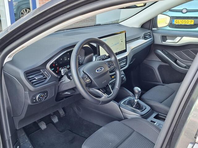 Ford FOCUS 1.0 EcoBoost Hybrid Titanium NAVI | PDC V+A | NL-auto | rijklaarprijs !!