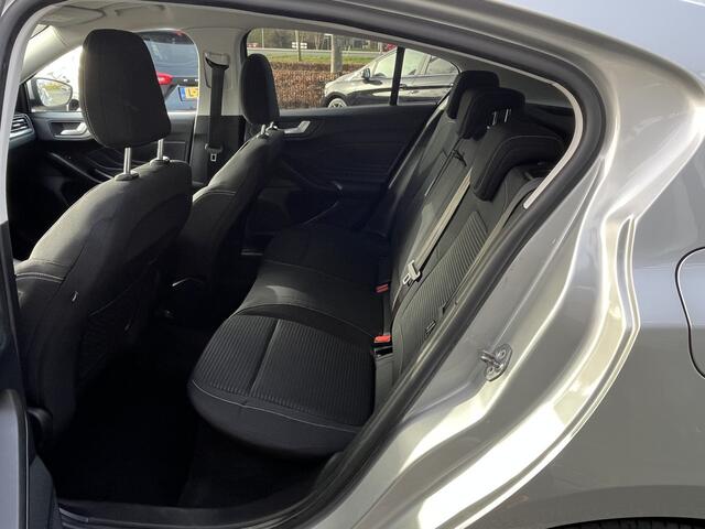 Ford FOCUS 1.0 EcoBoost Titanium Business 125pk/92kW 6-bak | Design Pack | Technology Pack | Driver Assistance Pack | Winter Pack | etc. etc.