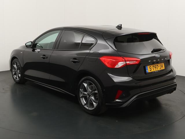 Ford FOCUS EcoBoost 125 pk ST-Line | Camera | Winter Pack | Adapt. cruise | LED | BLIS