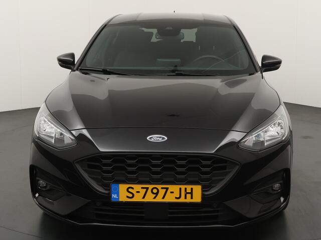 Ford FOCUS EcoBoost 125 pk ST-Line | Camera | Winter Pack | Adapt. cruise | LED | BLIS