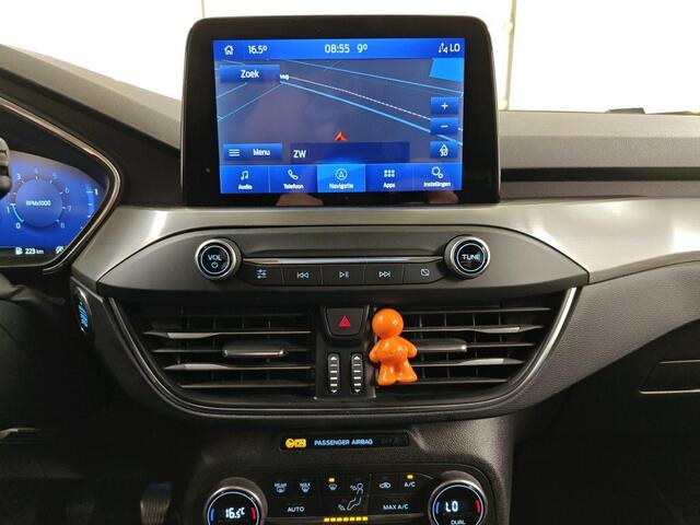 Ford FOCUS Wagon 1.0 EcoBoost Hybrid Titanium X Business 1e Eigenaar | Volledig Onderh | NAP | BTW | AF Trekhaak | Camera | Elek Klep | Navi | Carplay | Cruise | Keyless | Full LED | Start/Stop | Hill-Hold | Bots | PDC