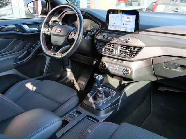 Ford FOCUS Wagon 1.0 EcoBoost ST Line Business | TREKHAAK | CARPLAY | CRUISE CONTROL |