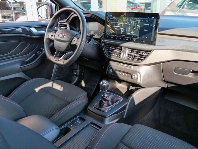 Ford FOCUS Wagon 1.0 EcoBoost Hybrid ST Line | WINTERPACK | NAVIGATIE | CARPLAY |