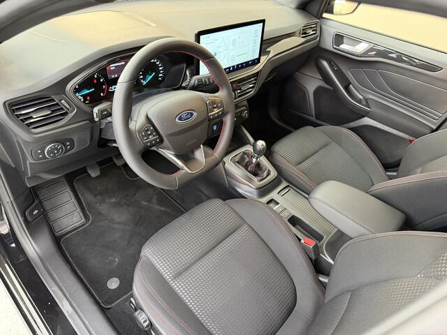 Ford FOCUS Wagon 1.0 EcoBoost Hybrid ST Line X, 124Pk, 2024, 1ste eigenaar, BTW auto, Groot scherm navigatie, Parkeersensoren + camera, 4 seizoenen banden, Climate control, Cruise control,