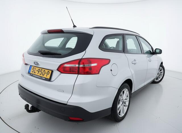 Ford FOCUS Wagon 100PK ECOBOOST BUSINESS EDITION TREKHAAK/NAVI/CARPLAY