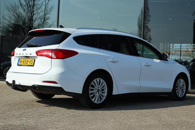 Ford FOCUS WAGON 1.0 E.B. AUTOMAAT TITANIUM X ELEK. TREKHAAK | LED | CAMERA | CARPLAY | KEY-LESS