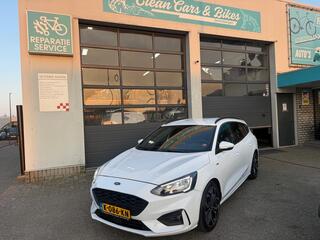 ford-focus-wagon-1.5-ecob.-st-l.-xb
