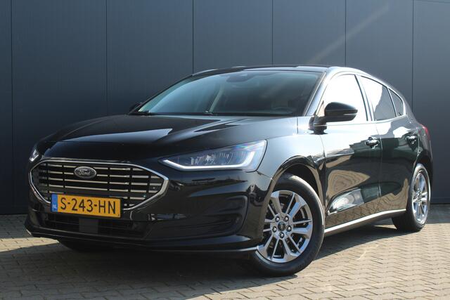 Ford FOCUS 1.0 EcoBoost Hybrid Titanium | Incl. 12 maanden garantie | Parkeersensoren | Apple Carplay/Andoid Auto | Navigatie | Climate control | Cruise control | DAB | Airco | Bluetooth | Lichtmetalen velgen