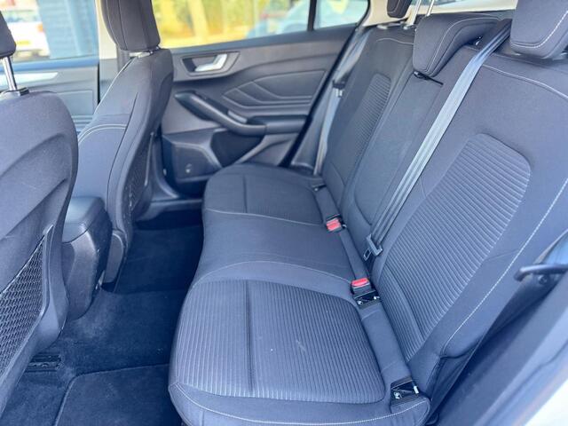 Ford FOCUS Wagon 1.0 EcoBoost Titanium Business