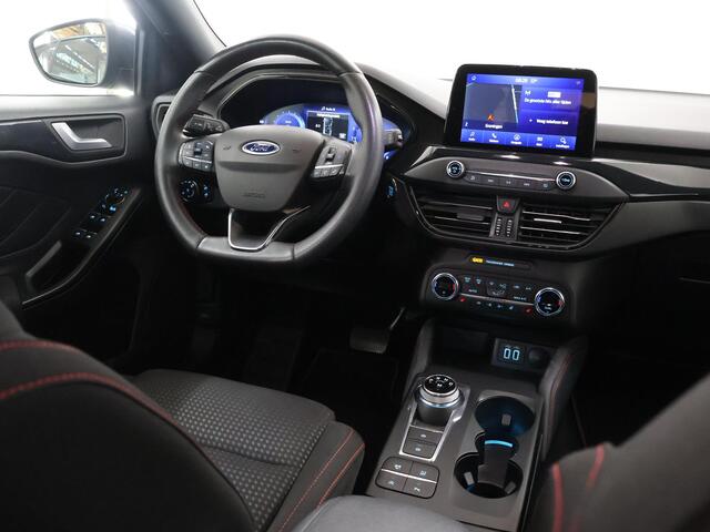 Ford FOCUS 1.5 EcoBoost ST Line X Business | Winterpakket | Cruise Control Adaptief | Pakeercamera | Climate Control |