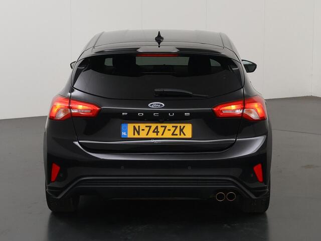 Ford FOCUS 1.5 EcoBoost ST Line X Business | Winterpakket | Cruise Control Adaptief | Parkeercamera | Climate Control |