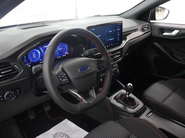 Ford FOCUS Wagon 1.0 EcoBoost Hybrid ST Line X | Elekt. Wegklapbare Trekhaak | Winterpakket | Cruise Control Adaptief | Parkeercamera | Head-Up | Navigatie |