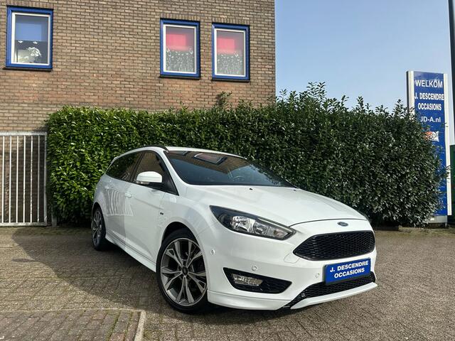 Ford FOCUS Wagon 1.0 EcoBoost St-Line Climate C, Cruise C, Navigatie, Camera!!!!