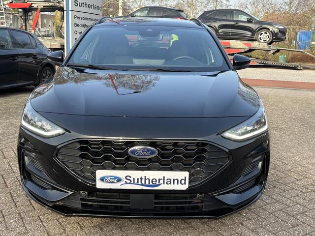 Ford FOCUS Wagon 1.0 EcoBoost Hybrid ST Line X 155pk | Trekhaak afneembaar | Panoramadak | Bang&Olufsen | Adaptive cruise control | Winter Pack | All season banden | Camera