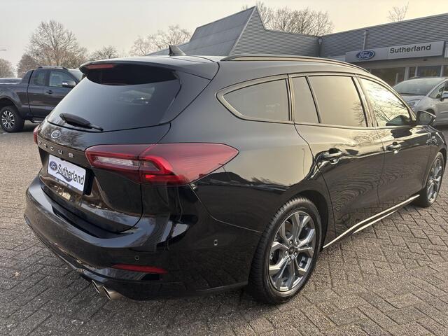 Ford FOCUS Wagon 1.0 EcoBoost Hybrid ST Line X 155pk | Trekhaak afneembaar | Panoramadak | Bang&Olufsen | Adaptive cruise control | Winter Pack | All season banden | Camera
