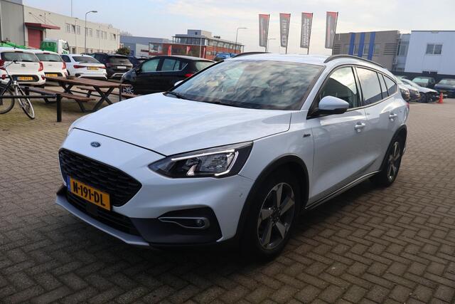 Ford FOCUS Wagon 1.0 Active Business 1e Eigenaar | Volledig Onderh | NAP | BTW | Camera | Af Trekhaak | Winterpakket | Navi | Ad Cruise | Carplay | Bots | Full Led | Keyless | Start/Stop | Hill-Hold