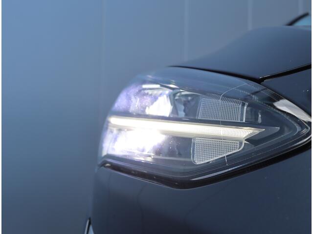 Ford FOCUS Wagon 1.0 EcoBoost Titanium | Winter pakket | Keyless | Org. NL