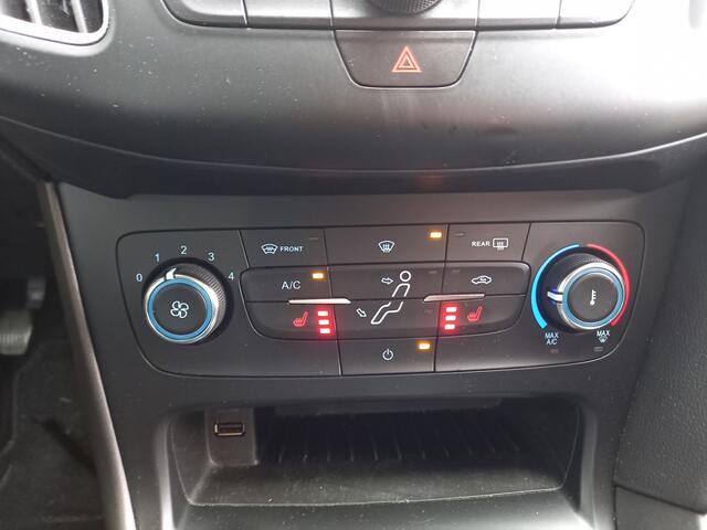 Ford FOCUS 1.0 126PK Lease Edition - CAMERA + PDC - NAVI - STOELVERW - AIRCO - CRUISE -