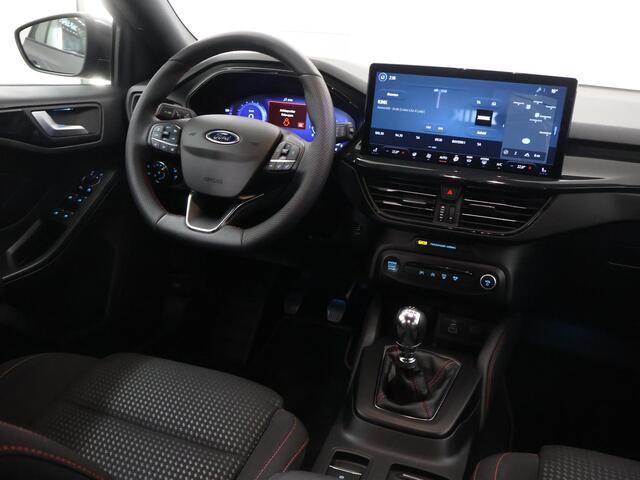 Ford FOCUS Wagon 1.0 EcoBoost Hybrid ST Line X | Trekhaak | Winterpakket | Cruise Control Adaptief | Head-Up | Navigatie |