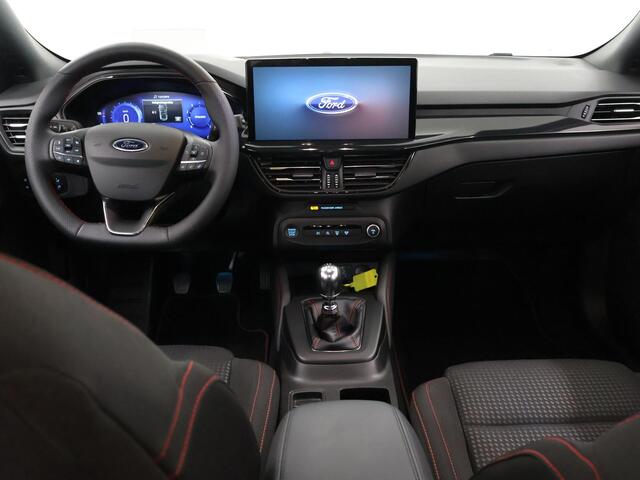 Ford FOCUS Wagon 1.0 EcoBoost Hybrid ST Line X | Trekhaak | Winterpakket | Cruise Control Adaptief | Head-Up | Navigatie |