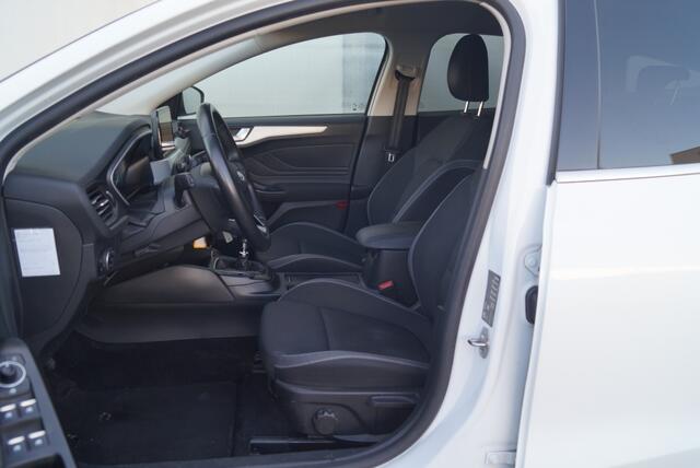 Ford FOCUS Wagon 1.0 EcoBoost Trend Edition Business -NAVI-CAM-