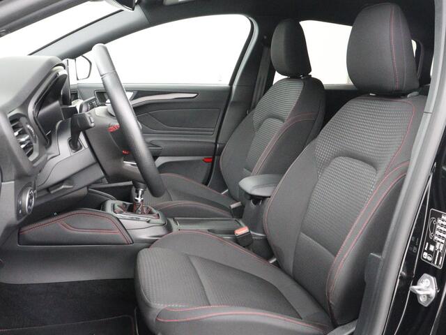 Ford FOCUS 1.0 EcoBoost Hybrid ST Line X | 51.500km NAP | Camera | Carplay | B&O Sound | Keyless | Full LED | Navigatie | Digital Cockpit | Climate control | Cruise control