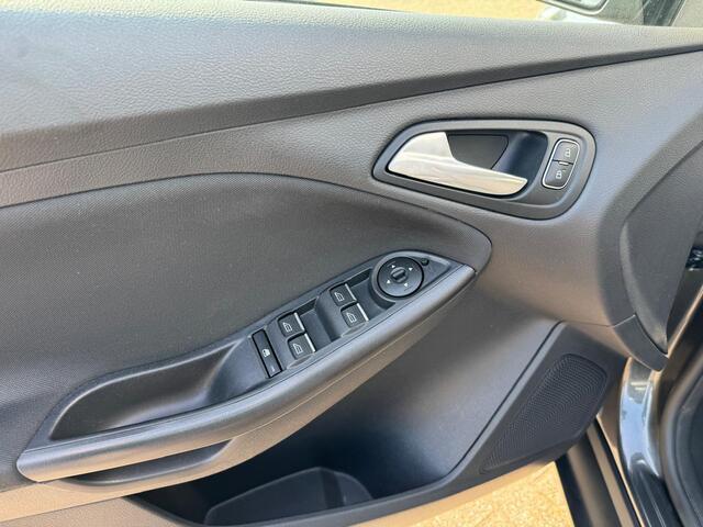 Ford FOCUS Wagon 1.0 Lease Edition