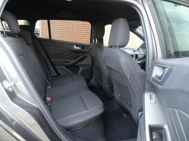 Ford FOCUS Wagon 1.0 EcoBoost Hybrid ST Line Style