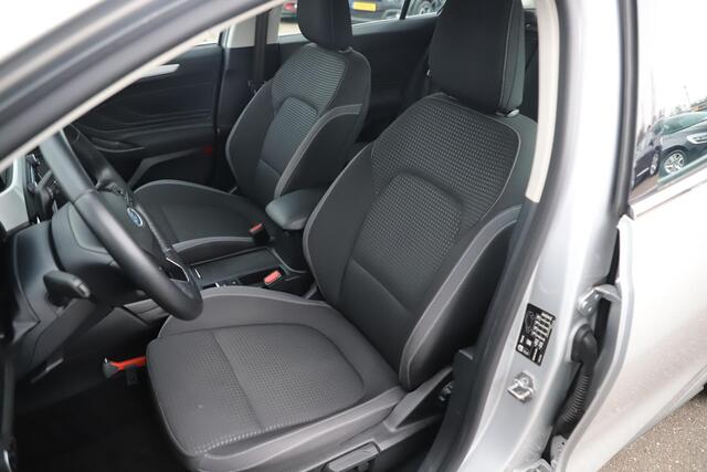 Ford FOCUS Wagon 1.0 EcoBoost Hybrid Trend Edition Business 125PK Trekhaak Navigatie Achteruitrijcamera Carplay Android Clima Cruise 16 inch LMV
