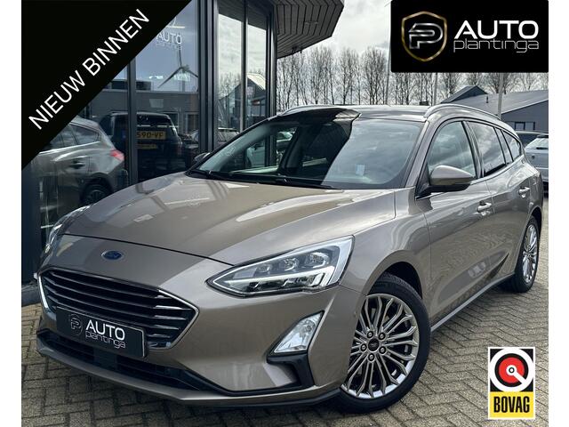 Ford FOCUS Wagon 1.0 EcoBoost Titanium Business 125PK | BOMVOL | ZEER NETTE STAAT | Elektrisch Glazen Panorama-dak | Achteruitrijcamera | Led Koplampen | Carplay | Keyless Entry | Parkeersensoren Voor en Achter | B&O Audio | Head Up | Stoel Stuur Voorruitverwarming 