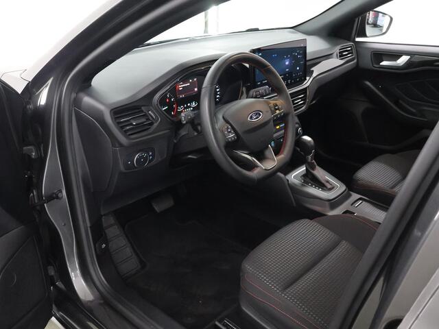 Ford FOCUS Wagon 1.0 EcoBoost Hybrid ST Line | Trekhaak Afneembaar | Panoramadak | Matrix Led Koplampen | Winterpakket | Navigatie |