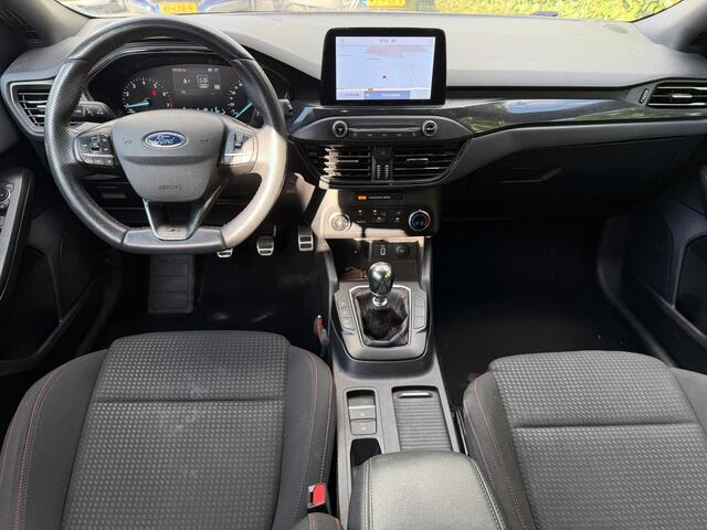 Ford FOCUS Wagon 1.0 EcoBoost ST Line Business | Navi | LED | Apple CarPlay / Android Auto | Airco | Cruise Control | Keyless | LMV | Sportstoelen | 1e Eigenaar | Dealer onderhouden | Nieuwe APK!