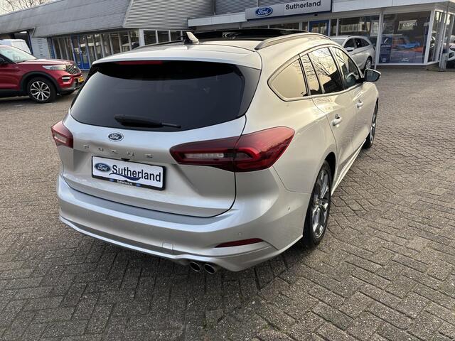 Ford FOCUS Wagon 1.0 EcoBoost Hybrid ST Line X 155pk | Trekhaak afneembaar | Panoramadak | Bang&Olufsen | Adaptive cruise control | Winter Pack | All season banden | Camera