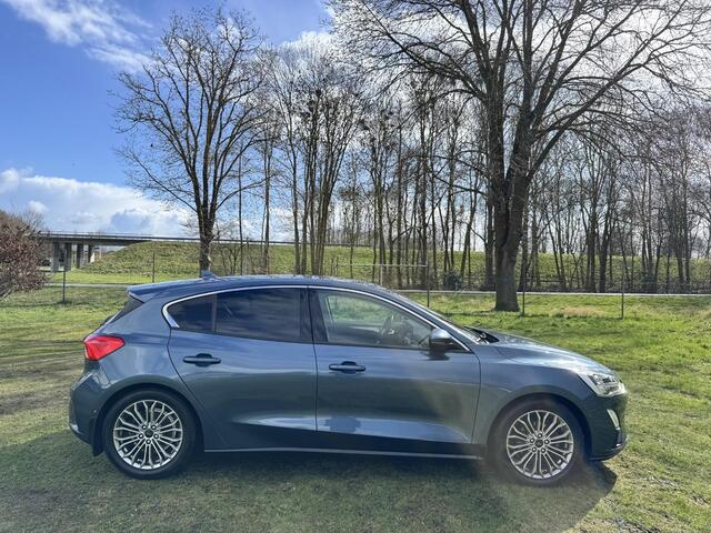 Ford FOCUS 1.0 EB 125PK Titanium Business | DEALER OND. | ADAP. CRUISE | WINTERPACK | B&O AUDIO | CAMERA | LED |