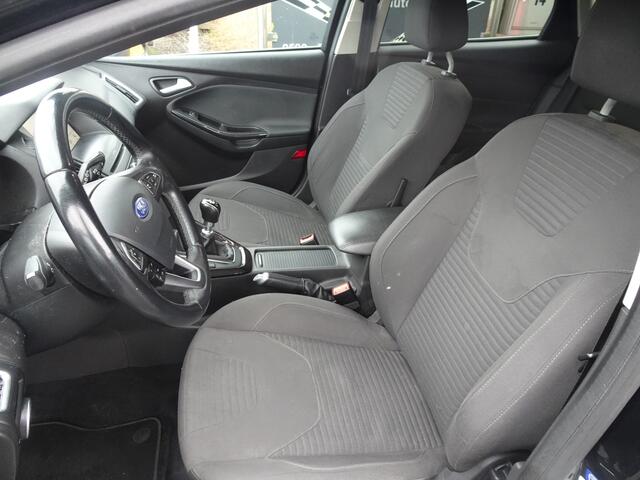 Ford FOCUS Wagon 1.0 Titanium