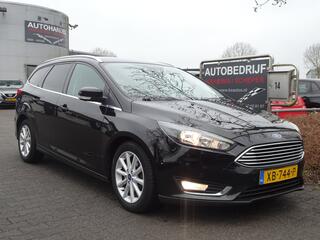 ford-focus-wagon-1.0-titanium