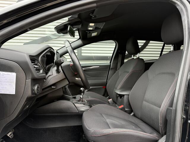 Ford FOCUS Wagon 1.0 EcoBoost ST Line Business Navi|Trekhaak|Clima|PDC V+A|Cruise|Stoelverwarming|APK tot 03-2027
