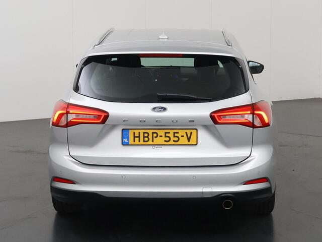 Ford FOCUS Wagon 1.0 EcoBoost ST Line Business | Trekhaak Afneembaar | Winterpakket | Navigatie | Climate Control | Cruise Control |