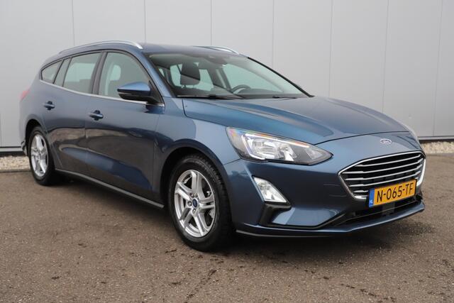 Ford FOCUS Wagon 1.0 EcoBoost Trend Edition Business 101PK Navigatie Achteruitrijcamera Airco Winter Pakket Stuur & Stoelverwarming Carplay Cruise Control