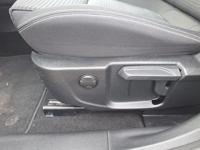 Ford FOCUS 1.0 EcoBoost Titanium Business/NAVI/STOELVERWARMING/ENZ..